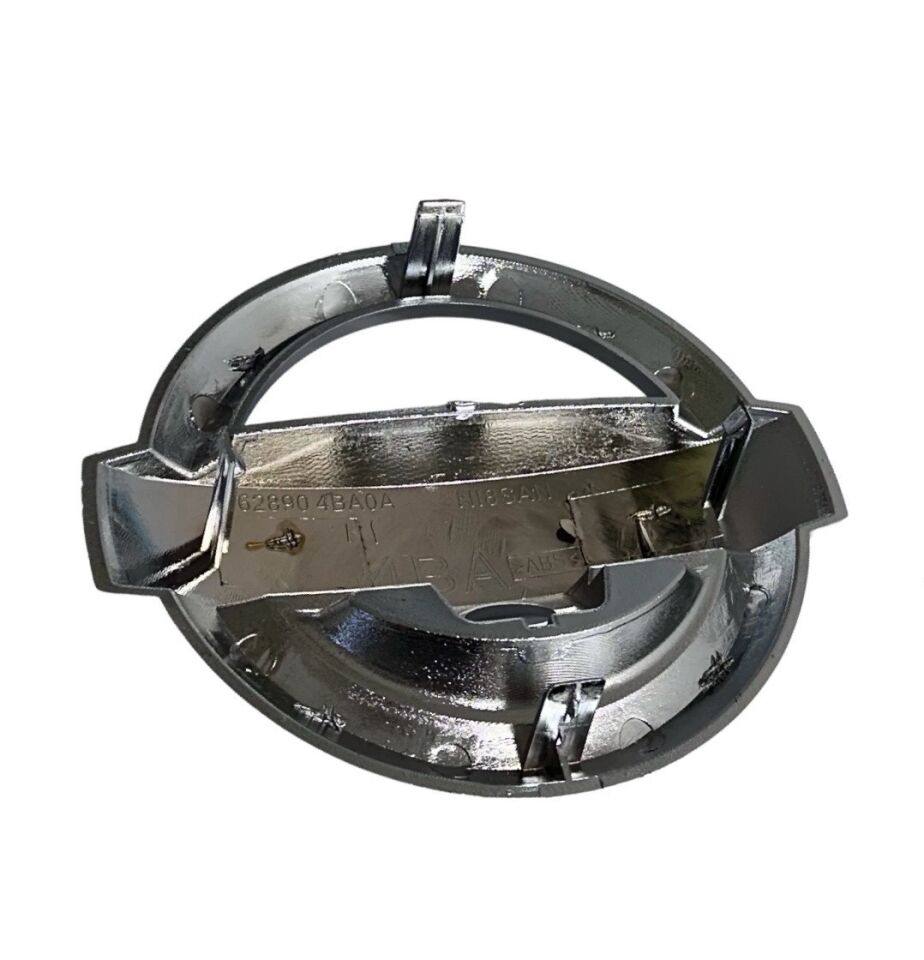 Nıssan Panjur Göbek X-trail 14-16 Ön (Kameralı Tip)(Arma)