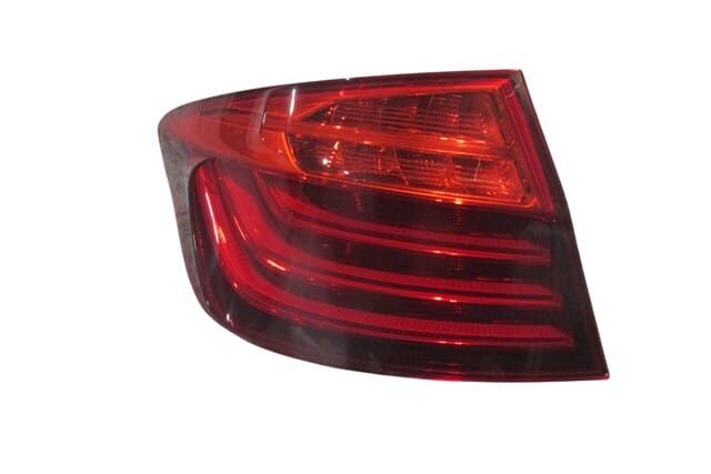 BMW 5 SERI- F10- 13/16; DIŞ STOP LAMBASI SOL KIRMIZI (LEDLİ) (LCI) (E MARKLI)