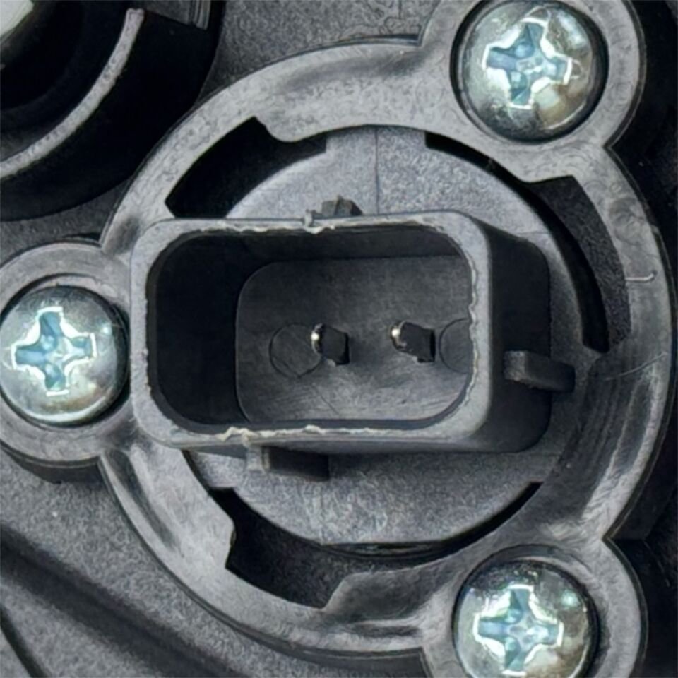 Isuzu Lamba Sis D-max 12-15 Sol (Kare)