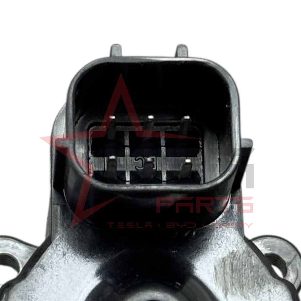 2001-2005 Mitsubishi Lancer Rölanti Valfi MD619857