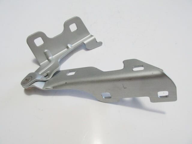 RENAULT CLIO- 2- SD/HB- 02/08; KAPUT MENTEŞESİ SOL (EAGLE BODY)