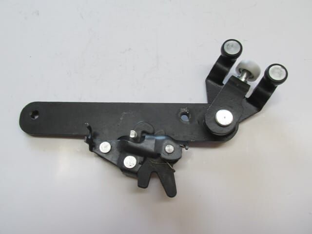 FIAT DOBLO- 15/23; SÜRGÜLÜ KAPI ALT RAY BAĞLANTISI SOL