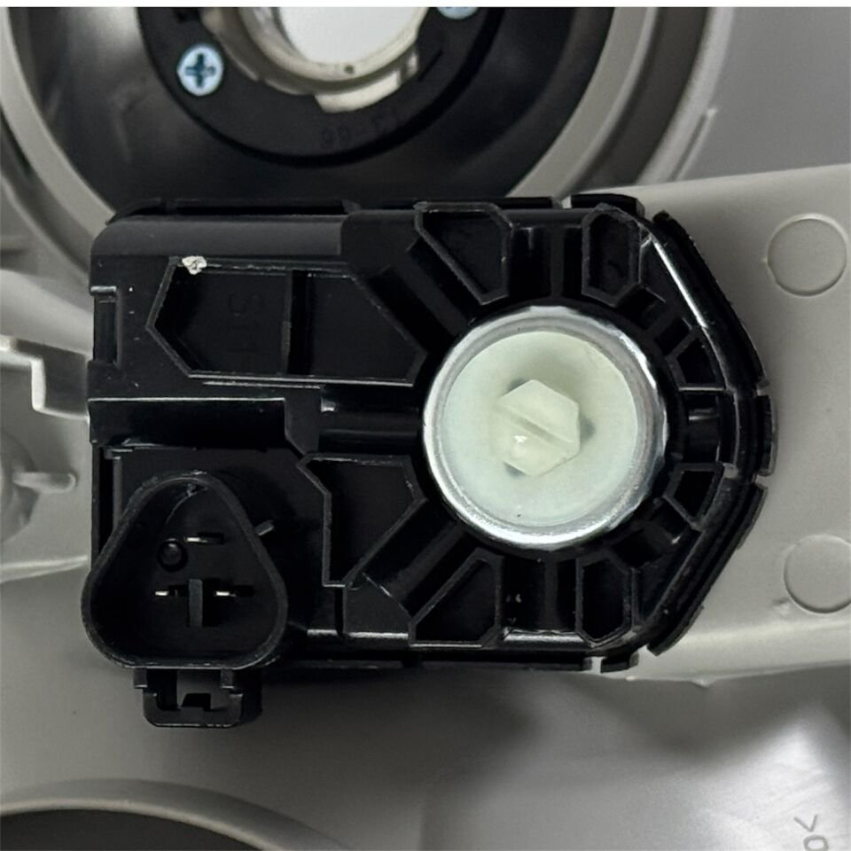 Toyota Far Corolla 02-06 Sol (Elektrikli/Motorlu)