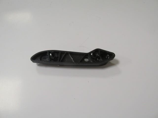 BMW 3 SERI- F30- 12/18; ÖN TAMPON BRAKETİ SAĞ (ÜST KULAĞA TAKILAN) (M-TECH)