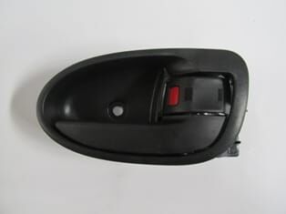 TOYOTA YARIS- 06/11; ÖN/ARKA KAPI İÇ AÇMA KOLU SAĞ SİYAH (TYG)