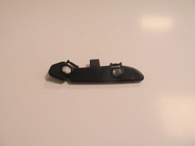 BMW 3 SERI- F30- 12/18; ÖN TAMPON BRAKETİ ALT SOL PLASTİK (M-TECH)