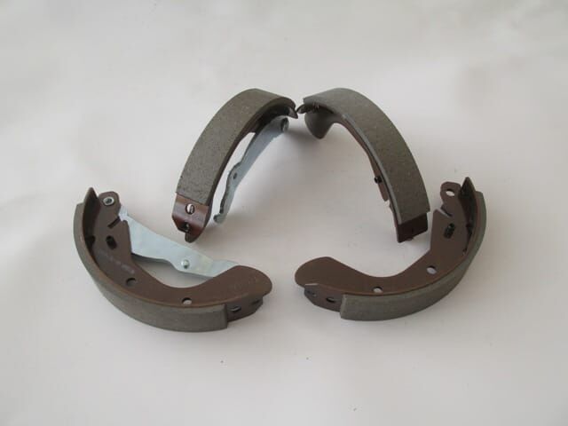 OPEL CORSA- B- 93/00; ARKA FREN PABUCU 1,0/1,2/1,4/1,6cc (100X28) (BRAMAX)
