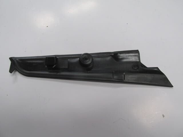 FIAT LINEA CLASSIC- 06/15; ÖN CAM KENAR PLASTİĞİ SAĞ (SİLGİ PANELİ/TESPİT PLASTİĞİ) SAĞ