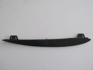 BMW 5 SERI- F10- 10/13; ÖN TAMPON PANJURU ÜST ÇITASI SAĞ SİYAH (TW)