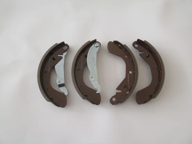 OPEL ASTRA- F- SD/HB- 95/98; ARKA FREN PABUCU 1,4/1,6/1,7cc (100X28)(BRAMAX)