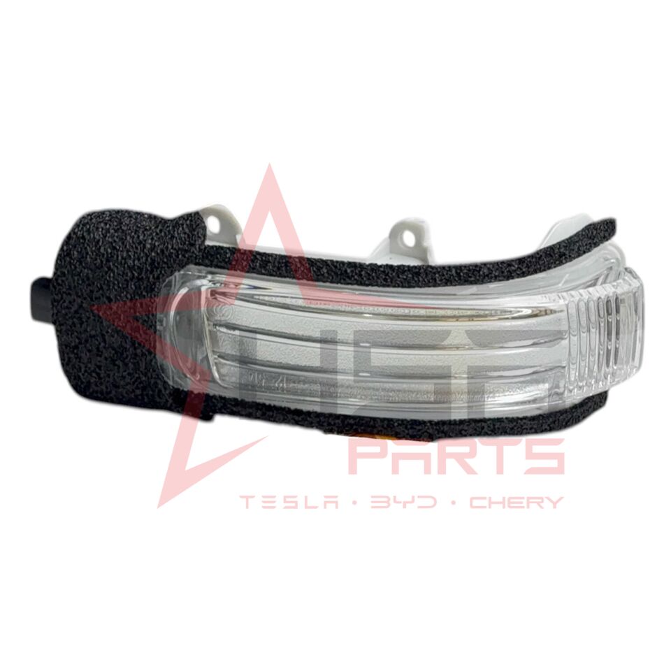 2010-2012 Toyota Corolla Sağ Dikiz Ayna Sinyali (Uyumlu Araçlar: 2009-2011 Toyota Auris Sağ Dikiz Ayna Sinyali) 81730-12150