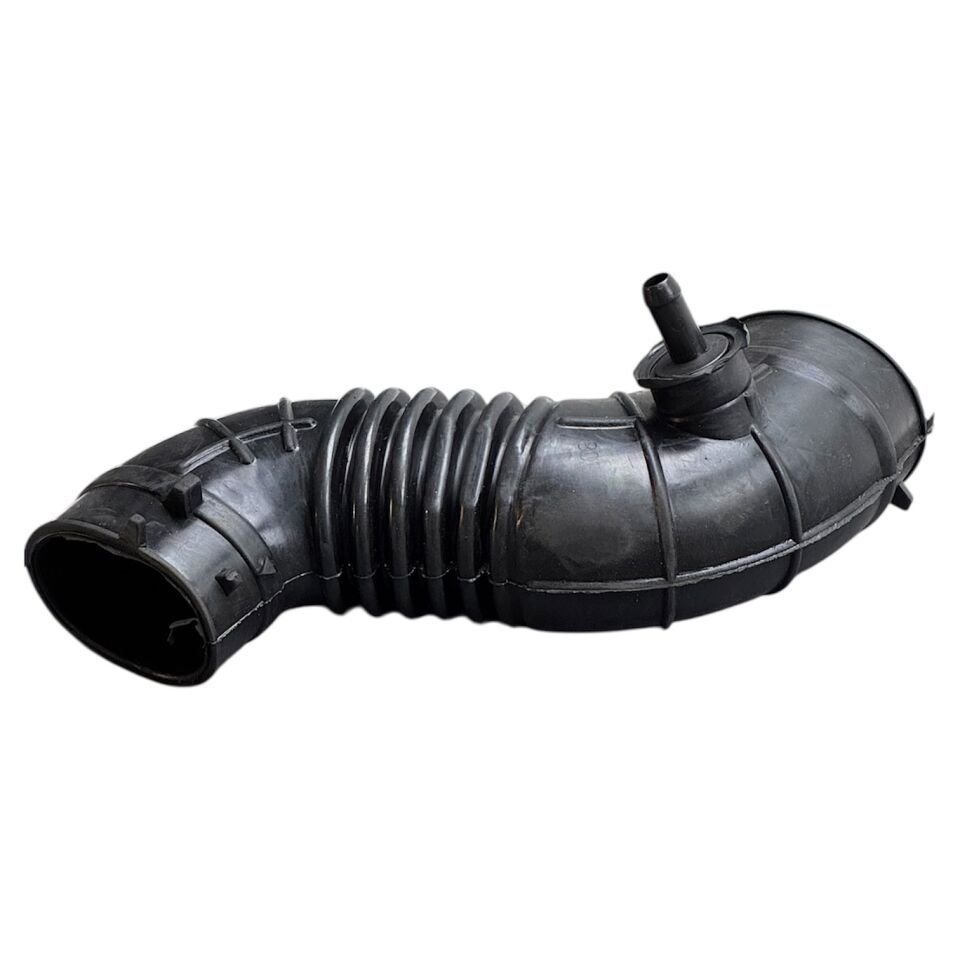 Hyundaı Hortum Filtre Hava Accent 1,4 Benzli 12-17/Rio 1,4benzli 12-17 (Üst)