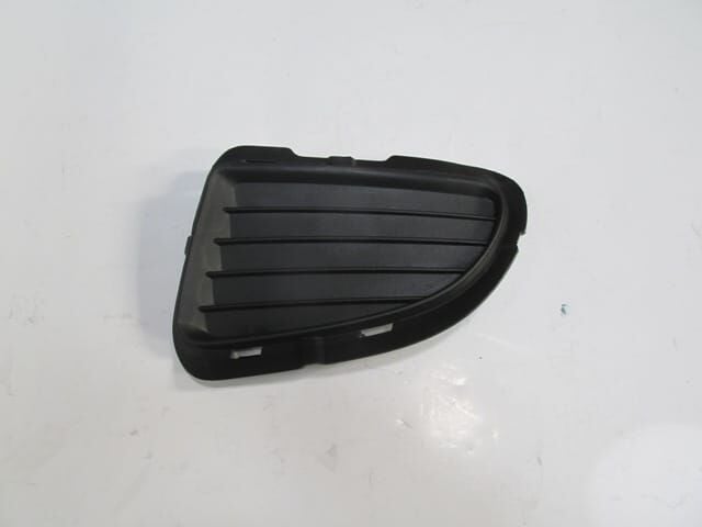 FIAT GRANDE PUNTO- 06/12; SİS LAMBA KAPAĞI SOL SİYAH (SİS DELİKSİZ)