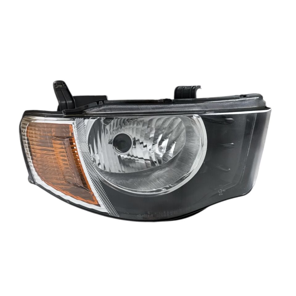 Mıtsubıshı Far L200 06-10 Sağ (Elektrikli Sarı/Motorlu)