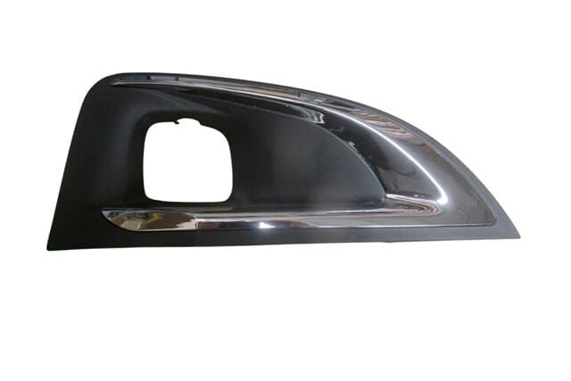 (YENİ ÜRÜN!!!)PEUGEOT 3008- 17/20; SİS LAMBA ÇERÇEVESİ SAĞ NİKELAJ ÇITALI (TW)