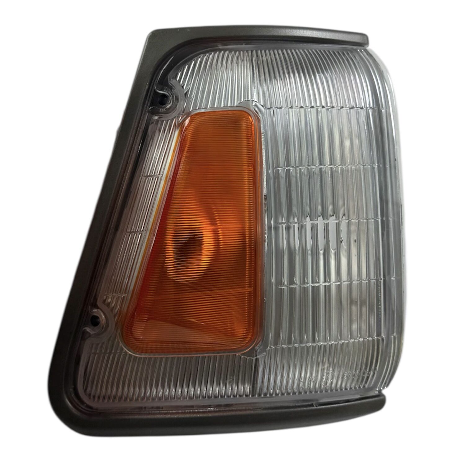 Toyota Sinyal Hılux Ln106 89-97 Sol (Gri)