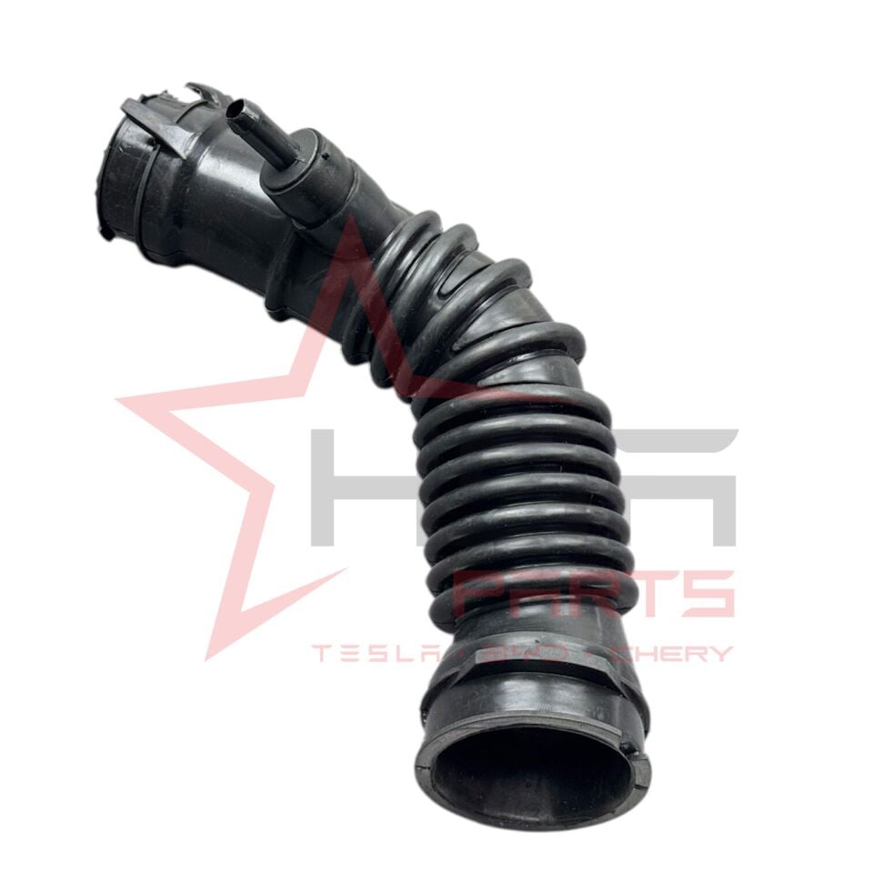 2009-2017 Toyota Yaris 1,4 Dizel Hava Filtre Hortumu (6 İleri/Üst) 17881-33060