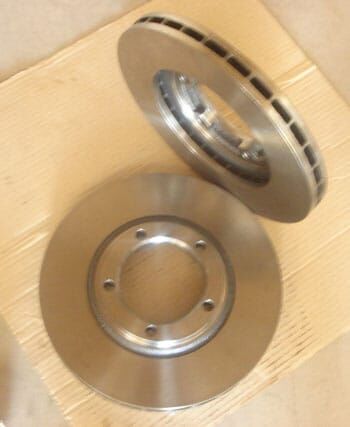 HYUNDAI STAREX- MİNİBÜS- 98/03; ÖN FREN DİSKİ (HAVALI)(ADET) 2.4/2.5 TD (254X24X87X40X5)(DAIWA)