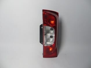PEUGEOT BIPPER- 08/17; STOP LAMBASI SAĞ KIRMIZI/BEYAZ (BAGAJ KAPAĞI YUKARIYA AÇILAN)(MARS)(E MARKLI)
