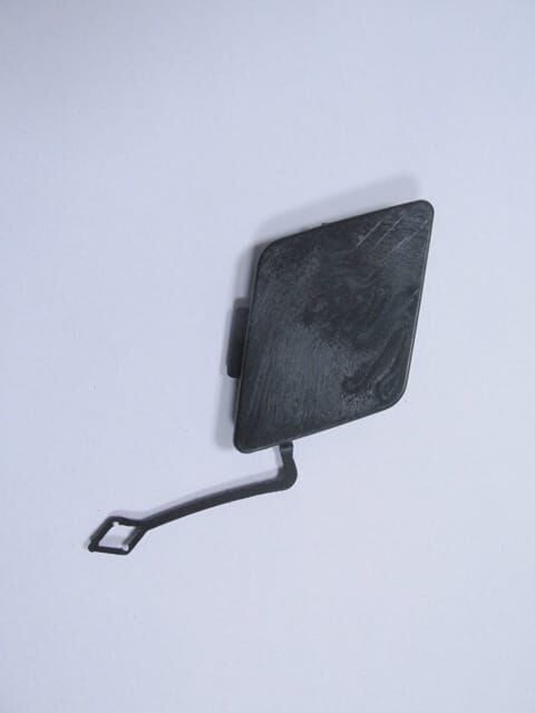 BMW 5 SERI- F10- 13/16; ÖN TAMPON ÇEKİ DEMİRİ KAPAĞI (LCI)