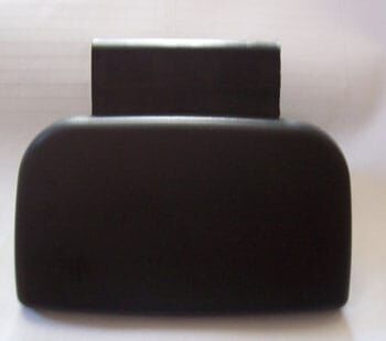 CITROEN BERLINGO- 04/08; BAGAJ KAPAĞI DIŞ AÇMA KOLU (PÜTÜRLÜ SİYAH) (İKİ KAPILI TİP) (PLEKSAN)