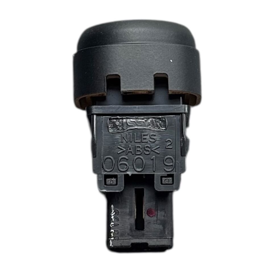 Nıssan Düğme Flaşör Dörtlü Navara 07-10