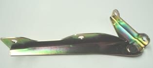 ISUZU TFR PICK UP- 90/97; KAPUT MENTEŞESİ SAĞ (TYG)