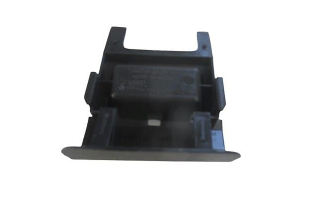 OPEL CORSA- C- 04/06; MARŞPİYEL ÜST PLASTİĞİ ÖN SAĞ (KRİKO KAPAĞI)