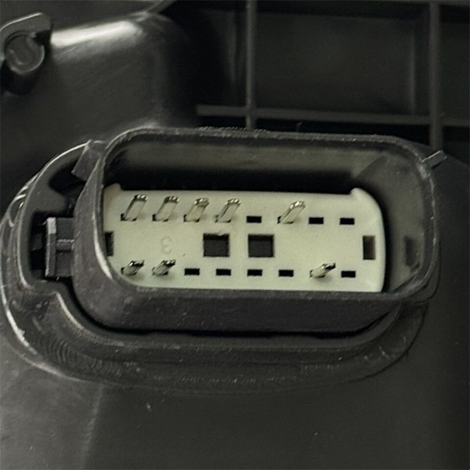 Ford Far Ford Ranger 23-25 Sol (Ledli/Beyinli/Motorlu)