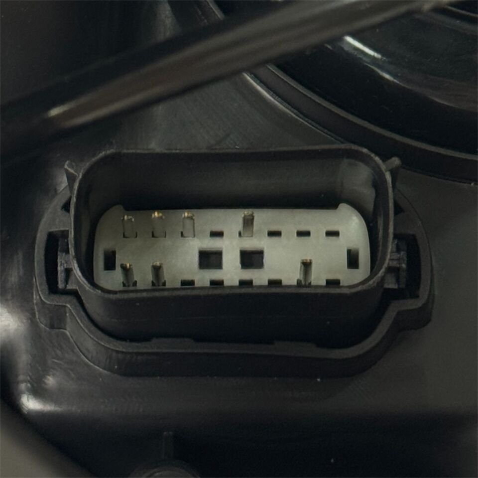 Ford Far Ford Ranger 23-25 Sağ (Merceksiz/Motorsuz)