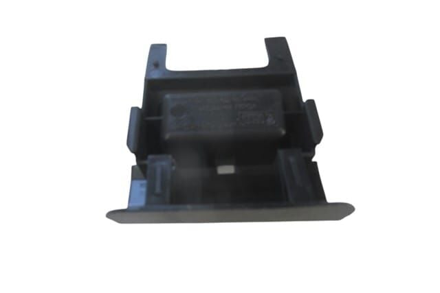 OPEL CORSA- C- 00/03; MARŞPİYEL ÜST PLASTİĞİ ÖN SOL (KRİKO KAPAĞI)