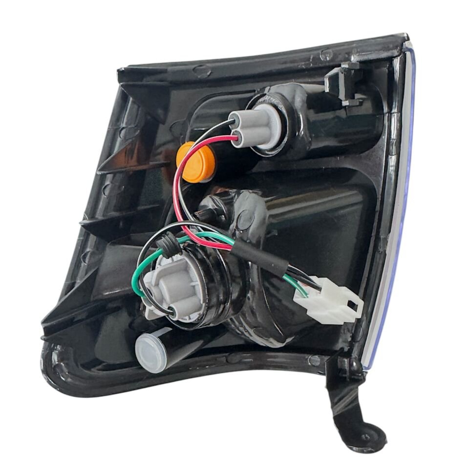 Toyota Sinyal Hılux Ln145 02-05 Sağ (İçi Krom)