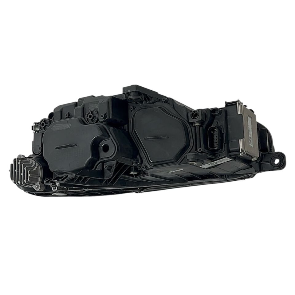 Volkswagen Far Passat B8,5 19-23 Sağ (Highline/Full Beyinli)