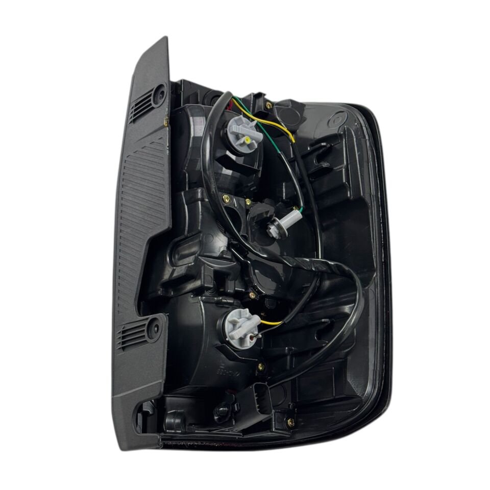 Ford Stop Ford Ranger 23-25 Sağ (Ledli/Radar Sensörlü Tip)