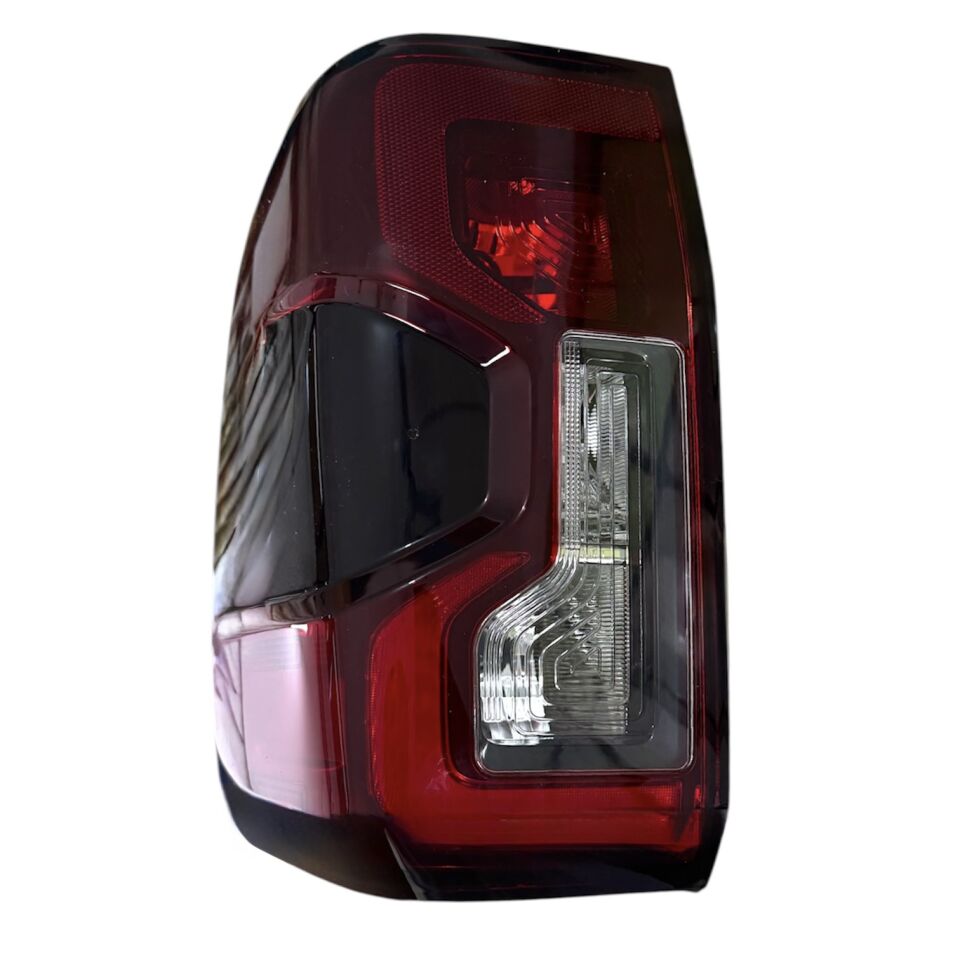 Ford Stop Ford Ranger 23-25 Sağ (Ledli/Radar Sensörlü Tip)