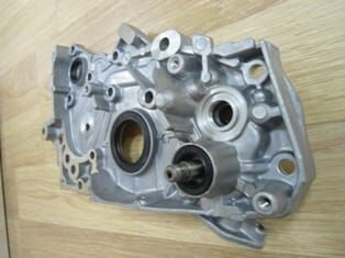 MITSUBISHI GALANT- 88/91; YAĞ POMPASI (4G63) 2.0cc (YSK)