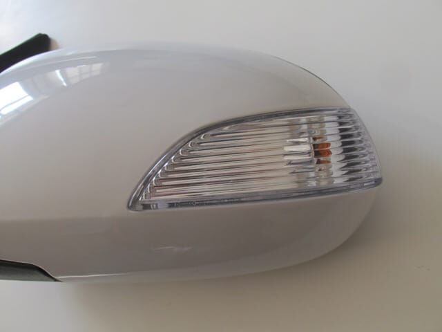 HYUNDAI I30- 07/12; KAPI AYNASI SOL ELEKTRİKLİ/SİNYALLİ/BEYAZ KAPAKLI(SİNYALİ KISA TİP)(5FİŞLİ)(