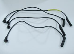 MITSUBISHI LANCER- C62- 88/91; BUJİ KABLOSU TAKIM (12V)(4G13)1.3/1.5 cc (YOW JUNG)