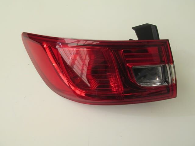 RENAULT CLIO- 4- HB- 13/16; DIŞ STOP LAMBASI SOL KIRMIZI/BEYAZ (E MARKLI)