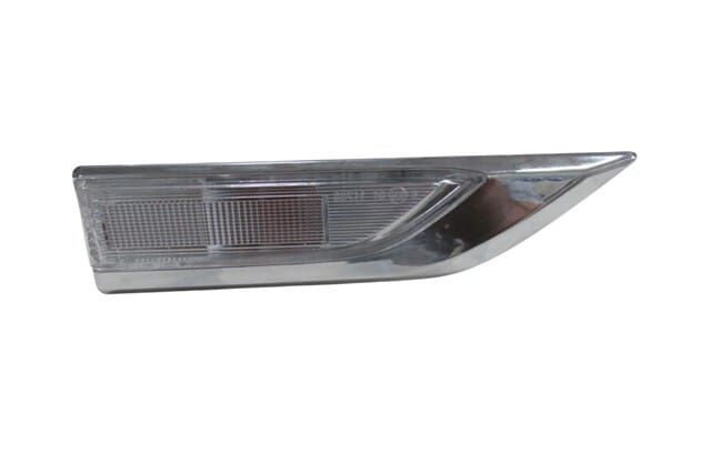 VOLKSWAGEN CADDY- 15/18; ÇAMURLUK SİNYALİ SAĞ BEYAZ (NİKELAJ ÇERÇEVELİ) (DUYLU/AMPÜLLÜ)