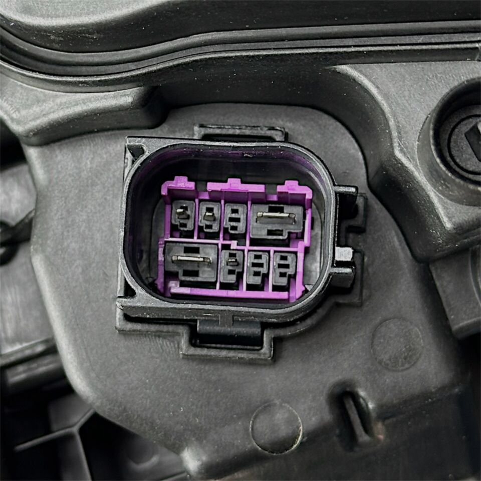 Audı Far A6 19-22 Sol (Beyinler Üstünde)