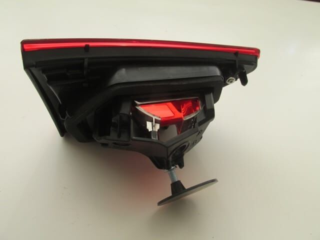 RENAULT CLIO- 4- HB- 13/16; İÇ STOP LAMBASI SAĞ KIRMIZI/BEYAZ (MARS) (E MARKLI)