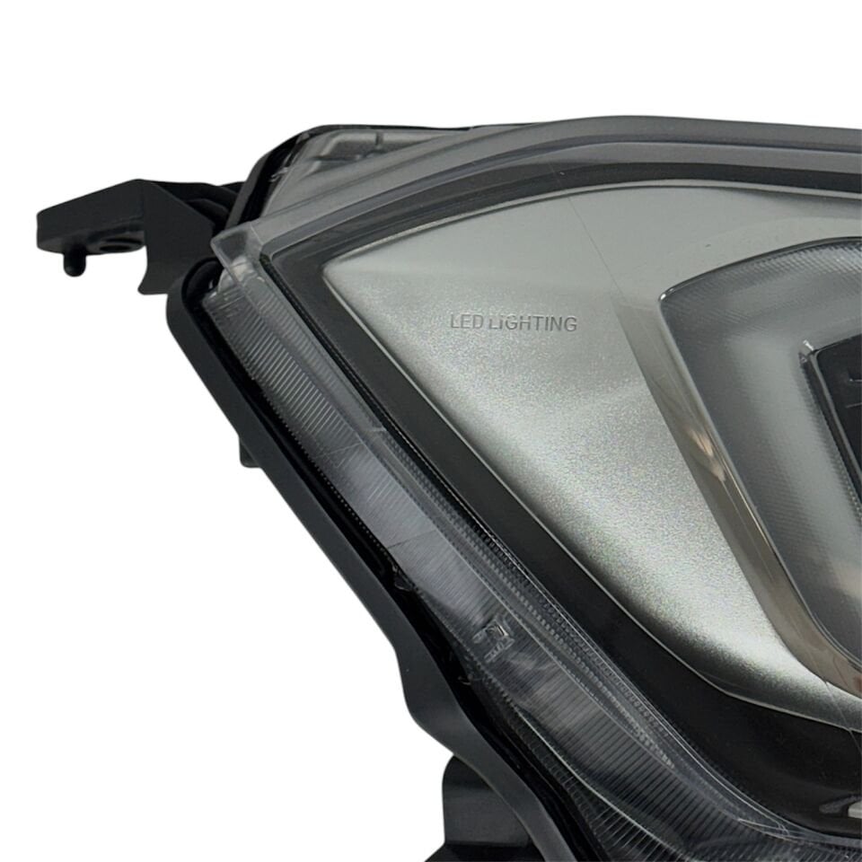 Isuzu Far D-max 24-26 Sağ (Ledli/Motorlu)