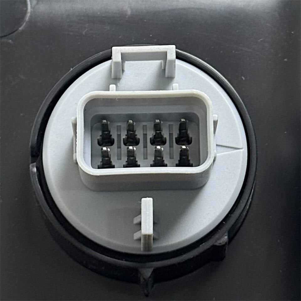 Isuzu Far D-max 24-26 Sağ (Ledli/Motorlu)