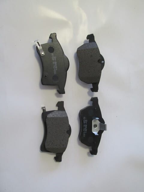 OPEL ASTRA- G- SD/HB- 99/09; ÖN FREN BALATASI (DİSK)(156,4X78,5X18,5/155,1X71,4X18,5)(BRAMAX)