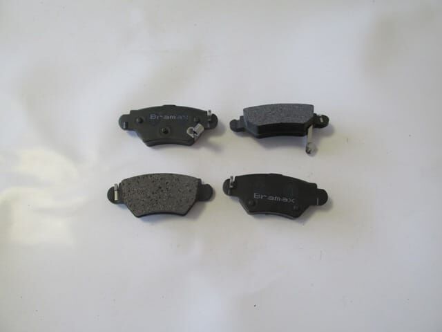OPEL CORSA- C- 00/03; ARKA FREN BALATASI 1,4/1,7cc (DİSK) (104,9X42,7X16,5) (BRAMAX)