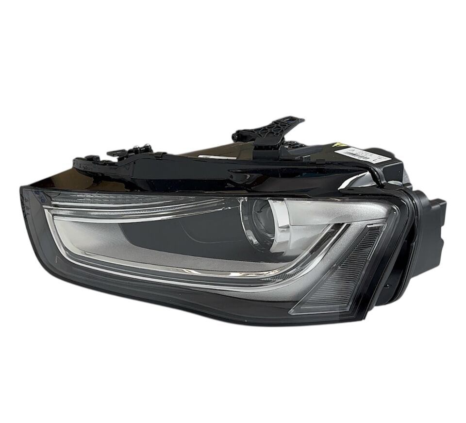 Audı Far A4 12-15 Sol (Zenon/Beyinler Üstünde)