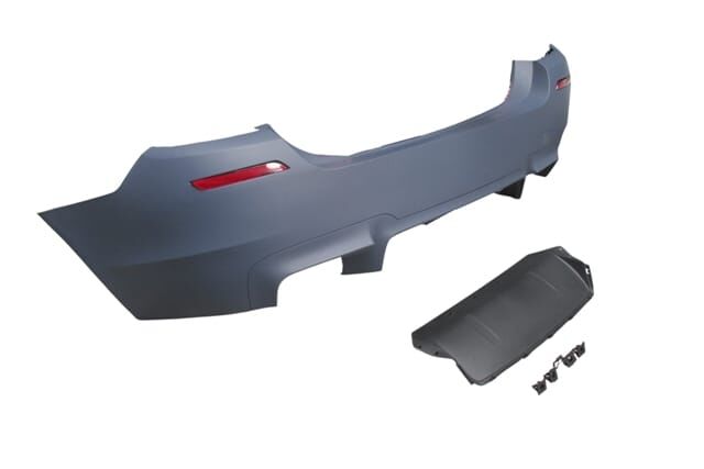 BMW 5 SERI- F10- 10/16; ARKA TAMPON KOMPLE ASTARLI (ÇİFT EGZ.DELİKLİ/KARLIKLI/REFLEKTÖRLÜ) M5 LCI