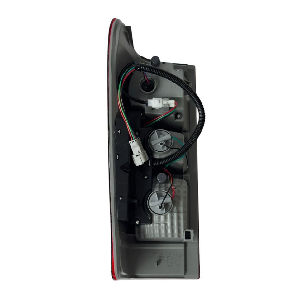 Isuzu Stop D-max 12-16 Sağ (Ledli)