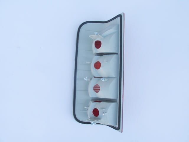 VOLKSWAGEN VOLT- LT35/LT46- 96/07; STOP LAMBASI SAĞ KIRMIZI/SARI/BEYAZ (MARS) (E MARKLI)